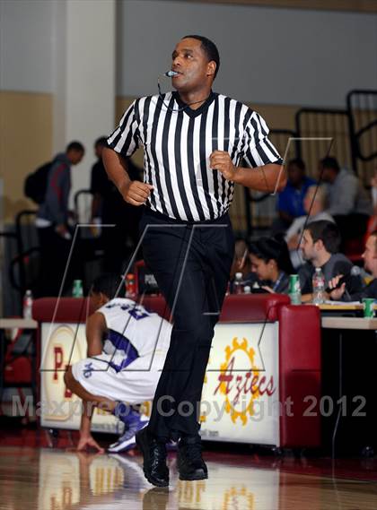 Thumbnail 1 in Miller Grove vs. Rainier Beach (MaxPreps Holiday Classic) photogallery.