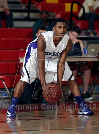 Thumbnail 2 in Miller Grove vs. Rainier Beach (MaxPreps Holiday Classic) photogallery.