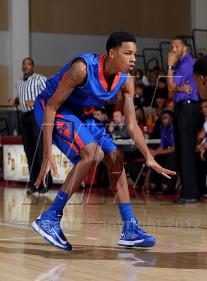 Thumbnail 1 in Miller Grove vs. Rainier Beach (MaxPreps Holiday Classic) photogallery.