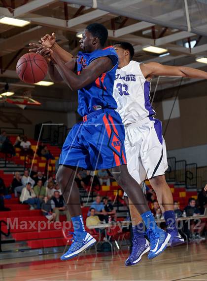 Thumbnail 2 in Miller Grove vs. Rainier Beach (MaxPreps Holiday Classic) photogallery.