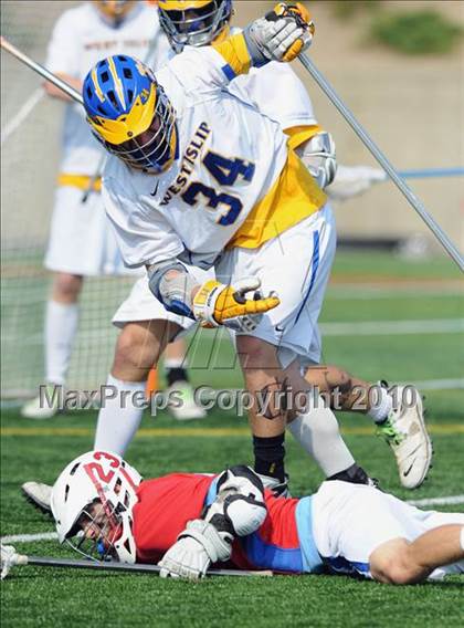 Thumbnail 3 in Fairport vs. West Islip (NYSPHSAA Class A Final) photogallery.