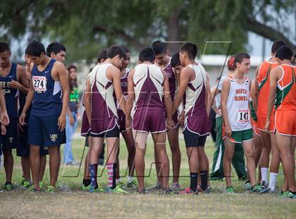 Thumbnail 1 in District 32-5A Cross Country Championships (Boys) photogallery.