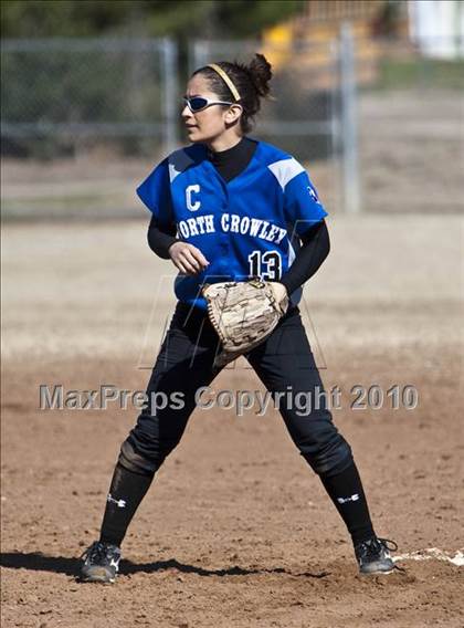 Thumbnail 1 in Saginaw vs. North Crowley (Brewer Tournament) photogallery.