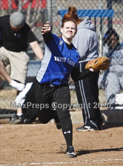 Thumbnail 3 in Saginaw vs. North Crowley (Brewer Tournament) photogallery.