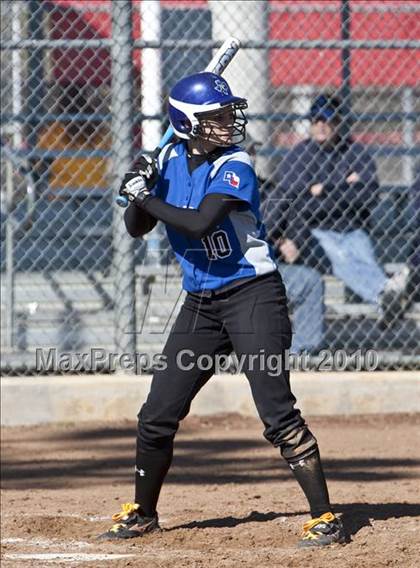 Thumbnail 1 in Saginaw vs. North Crowley (Brewer Tournament) photogallery.