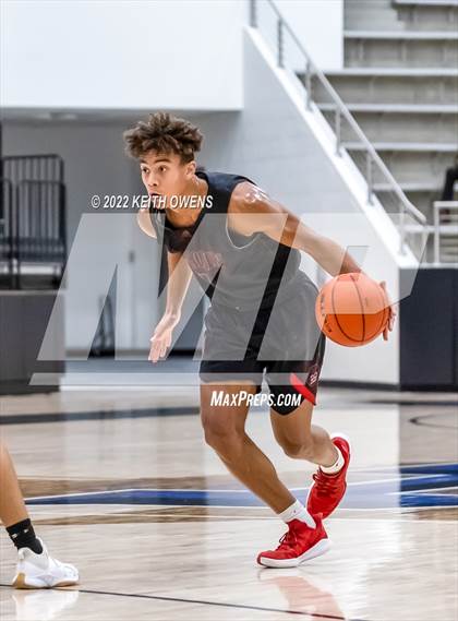 Thumbnail 2 in Marcus @ Hebron photogallery.