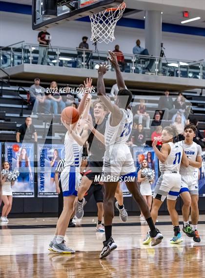 Thumbnail 1 in Marcus @ Hebron photogallery.
