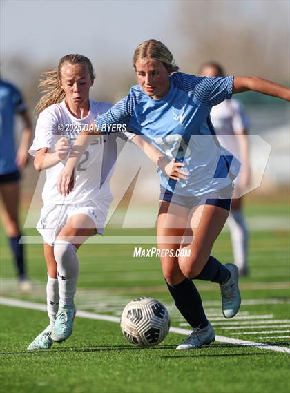 Thumbnail 2 in Fossil Ridge @ Poudre photogallery.