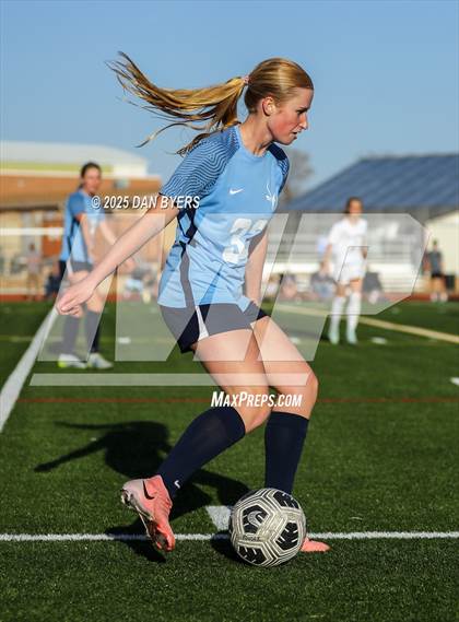 Thumbnail 2 in Fossil Ridge @ Poudre photogallery.