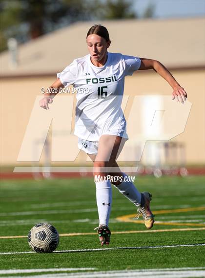 Thumbnail 2 in Fossil Ridge @ Poudre photogallery.