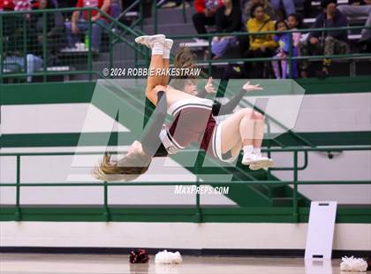 Thumbnail 2 in Wylie vs. Tyler Legacy (UIL 6A Regional Quarterfinal Playoffs) photogallery.