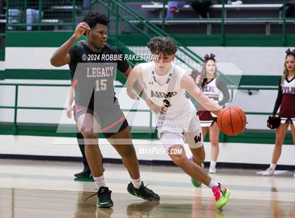 Thumbnail 2 in Wylie vs. Tyler Legacy (UIL 6A Regional Quarterfinal Playoffs) photogallery.