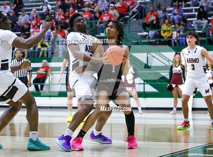 Thumbnail 2 in Wylie vs. Tyler Legacy (UIL 6A Regional Quarterfinal Playoffs) photogallery.