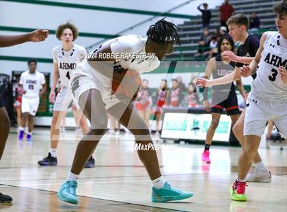 Thumbnail 3 in Wylie vs. Tyler Legacy (UIL 6A Regional Quarterfinal Playoffs) photogallery.