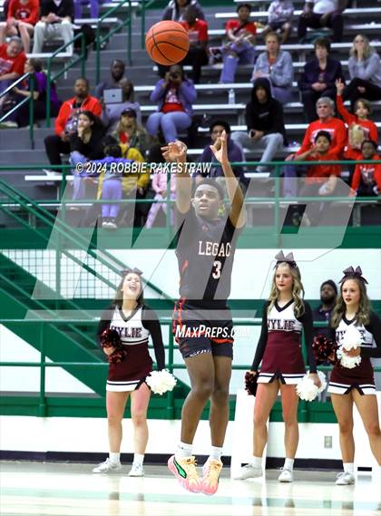 Thumbnail 1 in Wylie vs. Tyler Legacy (UIL 6A Regional Quarterfinal Playoffs) photogallery.
