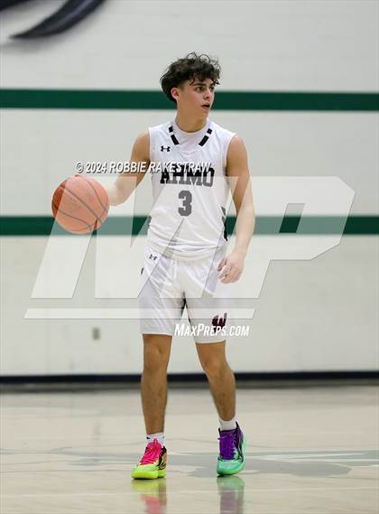 Thumbnail 1 in Wylie vs. Tyler Legacy (UIL 6A Regional Quarterfinal Playoffs) photogallery.
