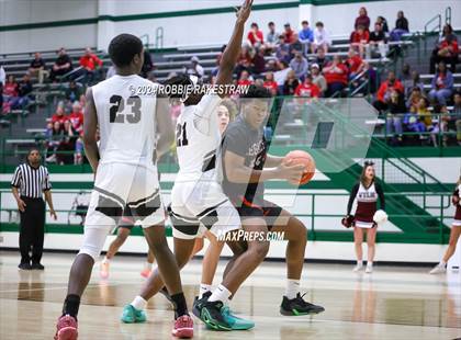 Thumbnail 3 in Wylie vs. Tyler Legacy (UIL 6A Regional Quarterfinal Playoffs) photogallery.