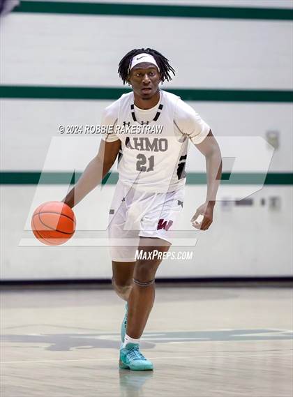 Thumbnail 1 in Wylie vs. Tyler Legacy (UIL 6A Regional Quarterfinal Playoffs) photogallery.