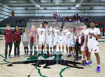 Thumbnail 1 in Wylie vs. Tyler Legacy (UIL 6A Regional Quarterfinal Playoffs) photogallery.