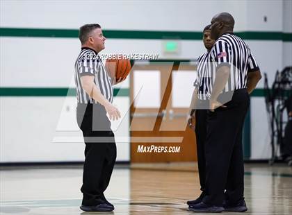 Thumbnail 1 in Wylie vs. Tyler Legacy (UIL 6A Regional Quarterfinal Playoffs) photogallery.