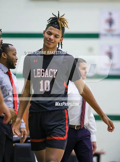 Thumbnail 1 in Wylie vs. Tyler Legacy (UIL 6A Regional Quarterfinal Playoffs) photogallery.