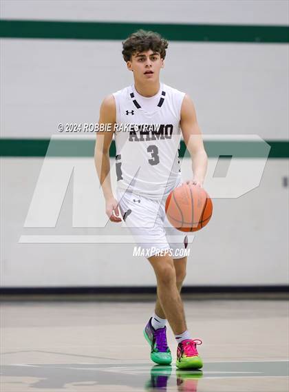 Thumbnail 1 in Wylie vs. Tyler Legacy (UIL 6A Regional Quarterfinal Playoffs) photogallery.
