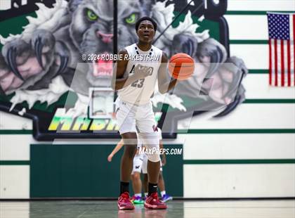 Thumbnail 3 in Wylie vs. Tyler Legacy (UIL 6A Regional Quarterfinal Playoffs) photogallery.