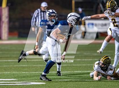 Thumbnail 2 in Northwestern Lehigh @ Wyomissing (PIAA 3A Semifinal) photogallery.