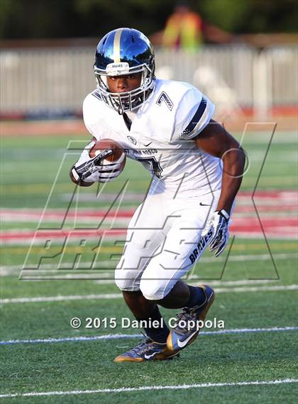 Thumbnail 1 in St. Peter's Prep vs. St. John Bosco photogallery.
