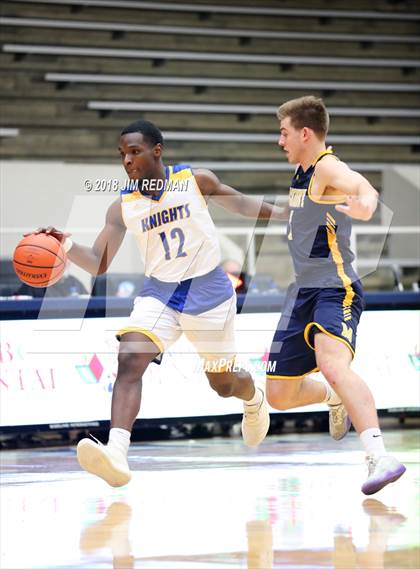 Thumbnail 3 in McKinney vs. Elkins (McDonald's Texas Invitational) photogallery.