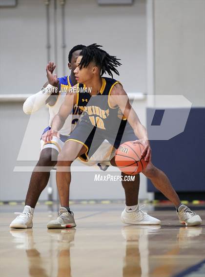 Thumbnail 3 in McKinney vs. Elkins (McDonald's Texas Invitational) photogallery.