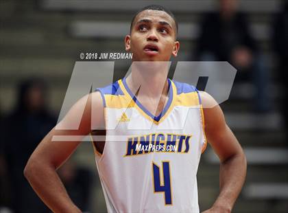 Thumbnail 2 in McKinney vs. Elkins (McDonald's Texas Invitational) photogallery.