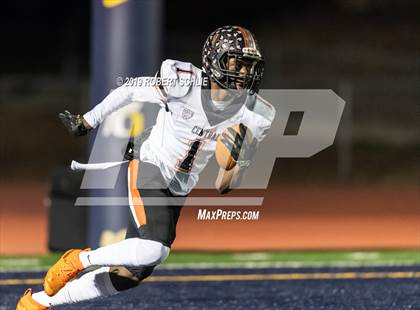 Thumbnail 3 in Central vs Oak Ridge (CIF NorCal Division 1-AA Regional Championship) photogallery.