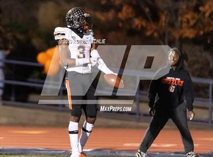 Thumbnail 3 in Central vs Oak Ridge (CIF NorCal Division 1-AA Regional Championship) photogallery.