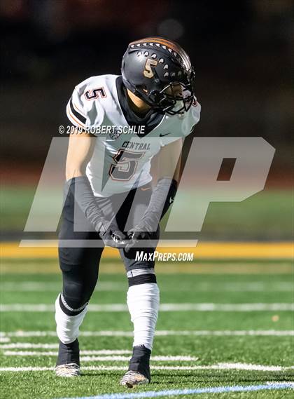 Thumbnail 3 in Central vs Oak Ridge (CIF NorCal Division 1-AA Regional Championship) photogallery.