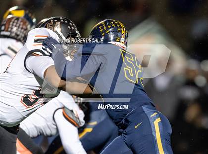 Thumbnail 1 in Central vs Oak Ridge (CIF NorCal Division 1-AA Regional Championship) photogallery.