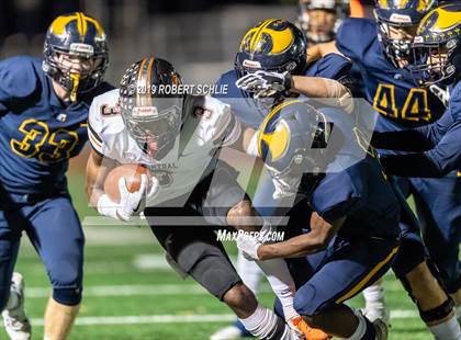 Thumbnail 1 in Central vs Oak Ridge (CIF NorCal Division 1-AA Regional Championship) photogallery.