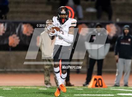 Thumbnail 1 in Central vs Oak Ridge (CIF NorCal Division 1-AA Regional Championship) photogallery.
