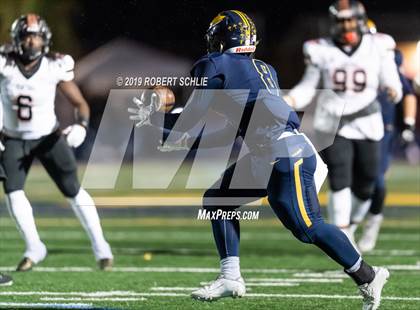 Thumbnail 2 in Central vs Oak Ridge (CIF NorCal Division 1-AA Regional Championship) photogallery.