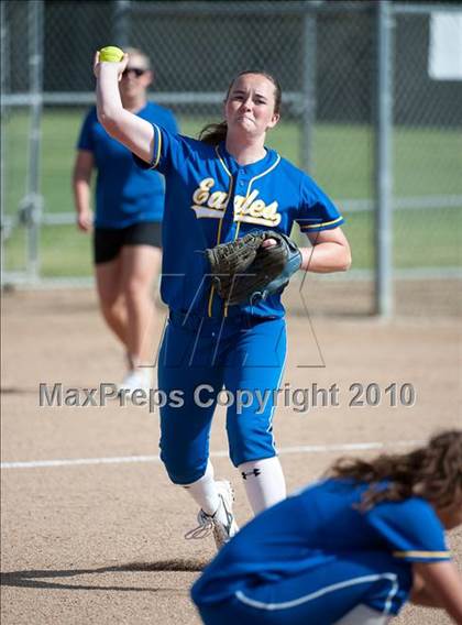 Thumbnail 2 in San Pasqual @ Rancho Bernardo photogallery.