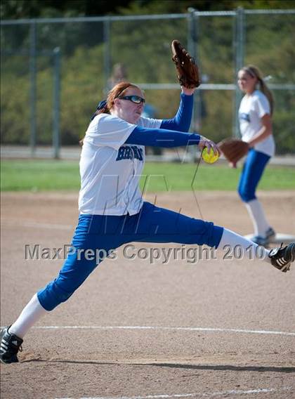 Thumbnail 2 in San Pasqual @ Rancho Bernardo photogallery.