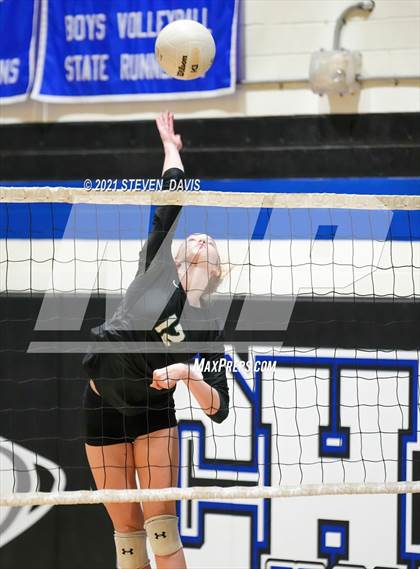 Thumbnail 2 in Sunnyslope vs. O'Connor photogallery.