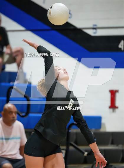 Thumbnail 2 in Sunnyslope vs. O'Connor photogallery.