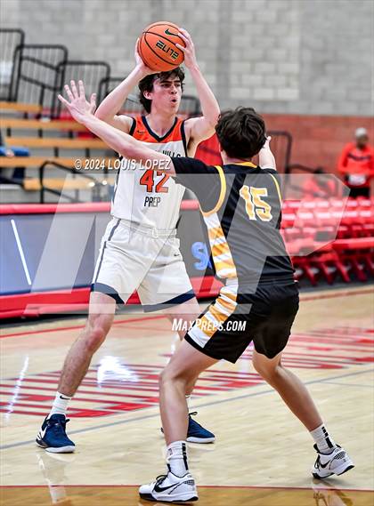 Thumbnail 2 in Rolling Hills Prep vs. Bosco Tech (Nike Extravaganza) photogallery.