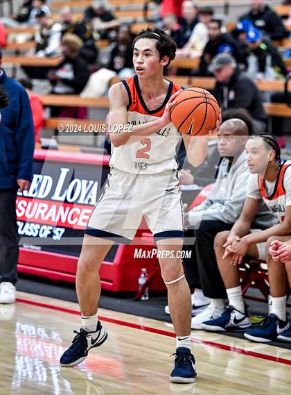 Thumbnail 3 in Rolling Hills Prep vs. Bosco Tech (Nike Extravaganza) photogallery.