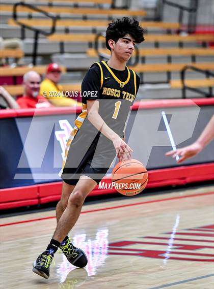 Thumbnail 3 in Rolling Hills Prep vs. Bosco Tech (Nike Extravaganza) photogallery.