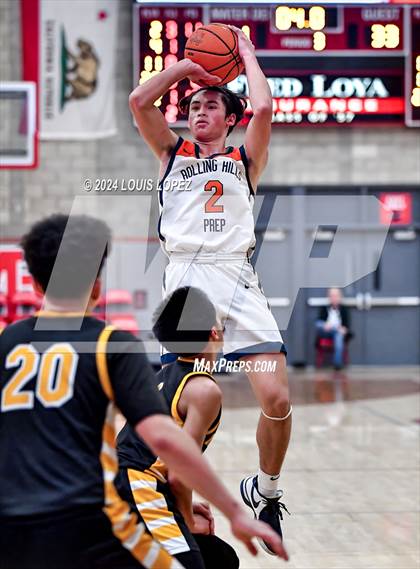 Thumbnail 3 in Rolling Hills Prep vs. Bosco Tech (Nike Extravaganza) photogallery.