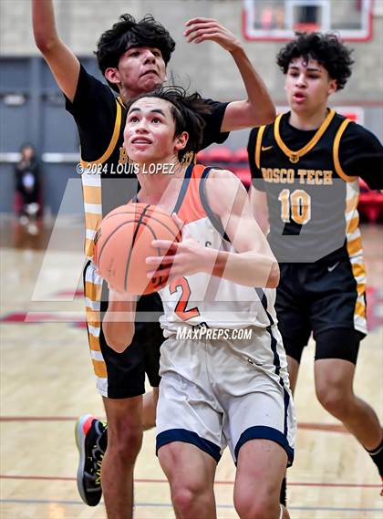 Thumbnail 1 in Rolling Hills Prep vs. Bosco Tech (Nike Extravaganza) photogallery.