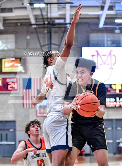 Thumbnail 1 in Rolling Hills Prep vs. Bosco Tech (Nike Extravaganza) photogallery.