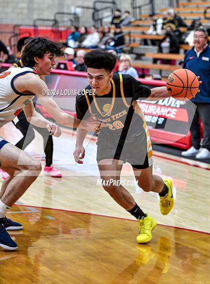 Thumbnail 2 in Rolling Hills Prep vs. Bosco Tech (Nike Extravaganza) photogallery.